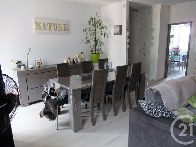 Afficher la photo en grand Appartement F5 à vendre - 5 pièces - 94.43 m2 - HERICOURT - 70 - FRANCHE-COMTE - Century 21 D.S.I.
