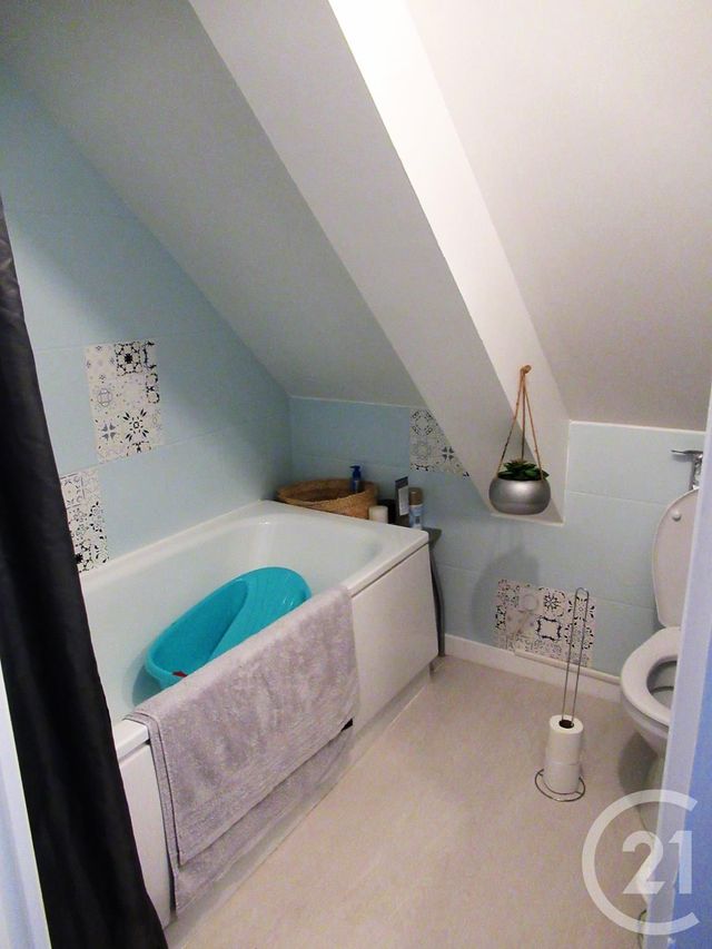Afficher la photo en grand Appartement T3 à vendre - 3 pièces - 76.0 m2 - HERICOURT - 70 - FRANCHE-COMTE - Century 21 D.S.I.