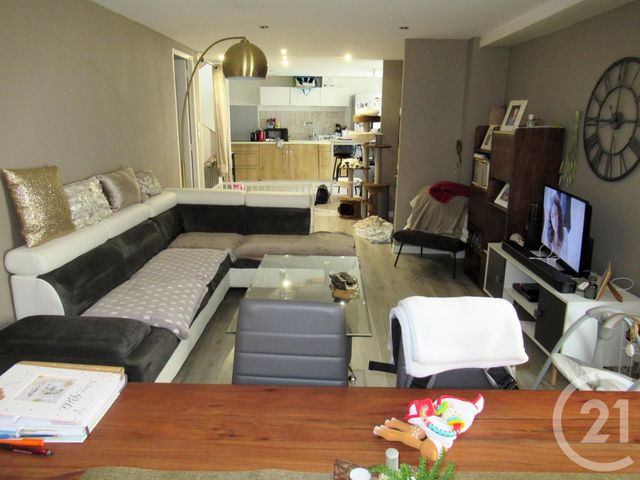 Afficher la photo en grand Appartement T3 à vendre - 3 pièces - 76.0 m2 - HERICOURT - 70 - FRANCHE-COMTE - Century 21 D.S.I.