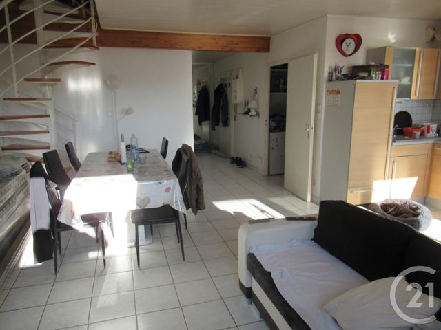 Appartement F3 à vendre - 4 pièces - 73.45 m2 - HERICOURT - 70 - FRANCHE-COMTE - Century 21 D.S.I.