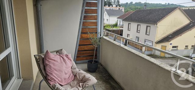Afficher la photo en grand Appartement F2 à vendre - 3 pièces - 52.3 m2 - HERICOURT - 70 - FRANCHE-COMTE - Century 21 D.S.I.