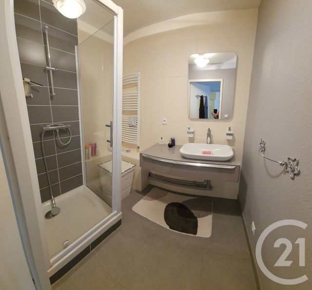 Afficher la photo en grand Appartement F3 à vendre - 3 pièces - 68.64 m2 - MONTBELIARD - 25 - FRANCHE-COMTE - Century 21 D.S.I.