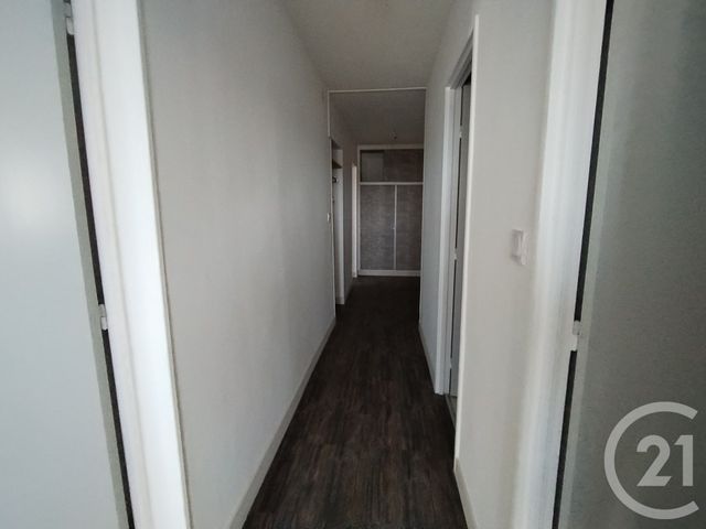 Appartement F3 à vendre - 3 pièces - 73.6 m2 - SOCHAUX - 25 - FRANCHE-COMTE - Century 21 D.S.I.