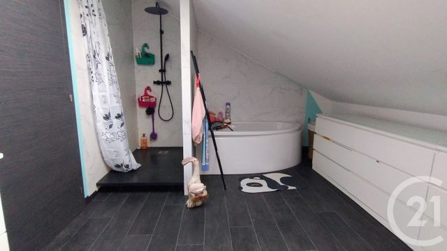 Appartement Atelier d'artiste à vendre - 7 pièces - 237.0 m2 - HERICOURT - 70 - FRANCHE-COMTE - Century 21 D.S.I.